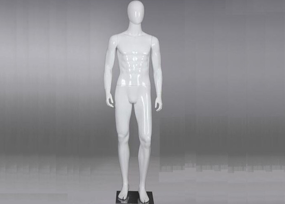 Fashion Standing White Shop Display Mannequin For Window Display Fiberglass Material supplier