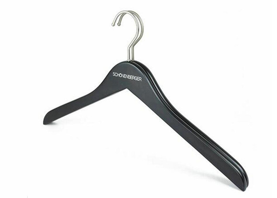 Flat Or Curved Clothing Store Hangers With Solid Wodden / Shop Coat Hangers supplier
