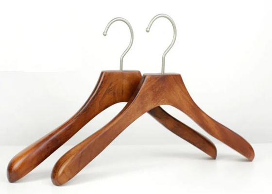 45CM Of Length Solid Wooden Clothing Store Hangers For Bussines Suit supplier